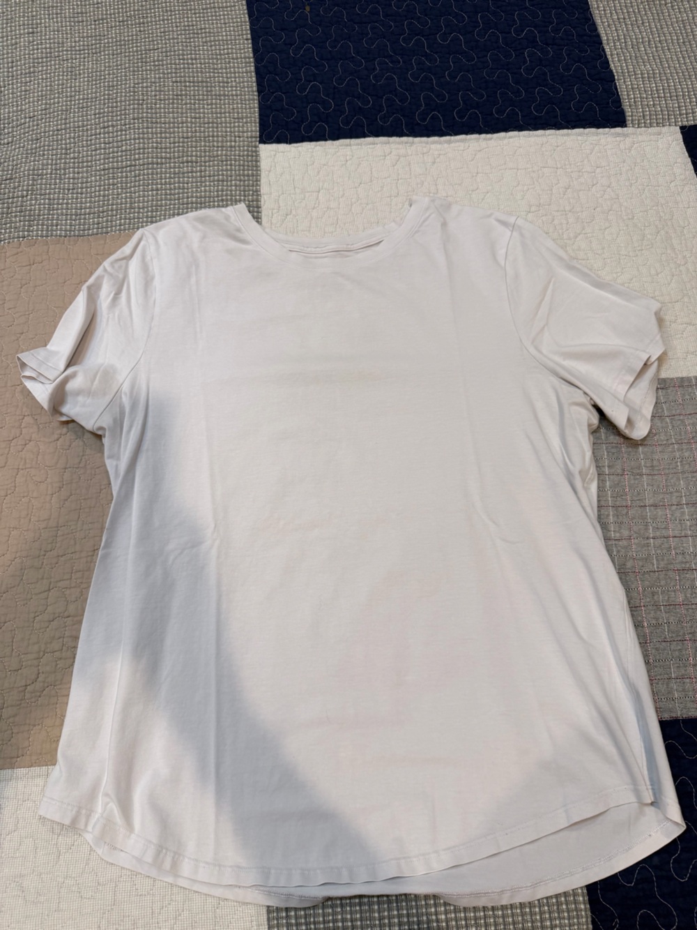 lululemon athletica White Short Sleeve Crew Tee size 14
